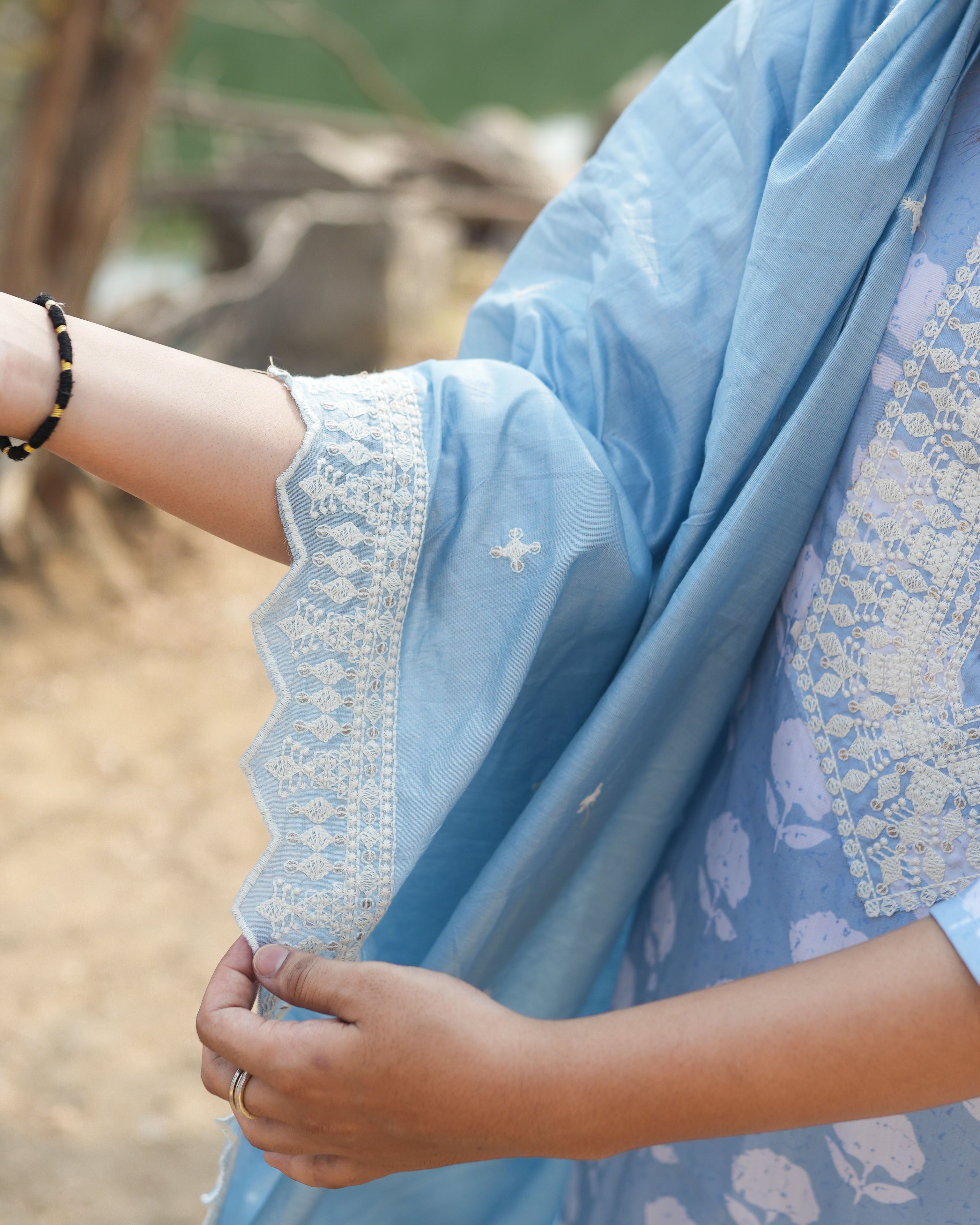 Blue Printed Cotton Kurta With Embroidery Work