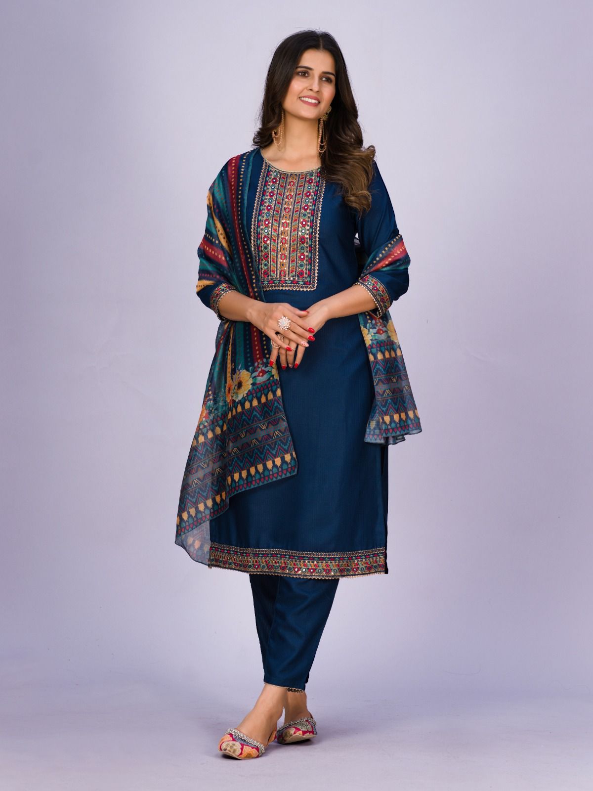 Women Sequin Embroidered Viscose Rayon Blend kurta set